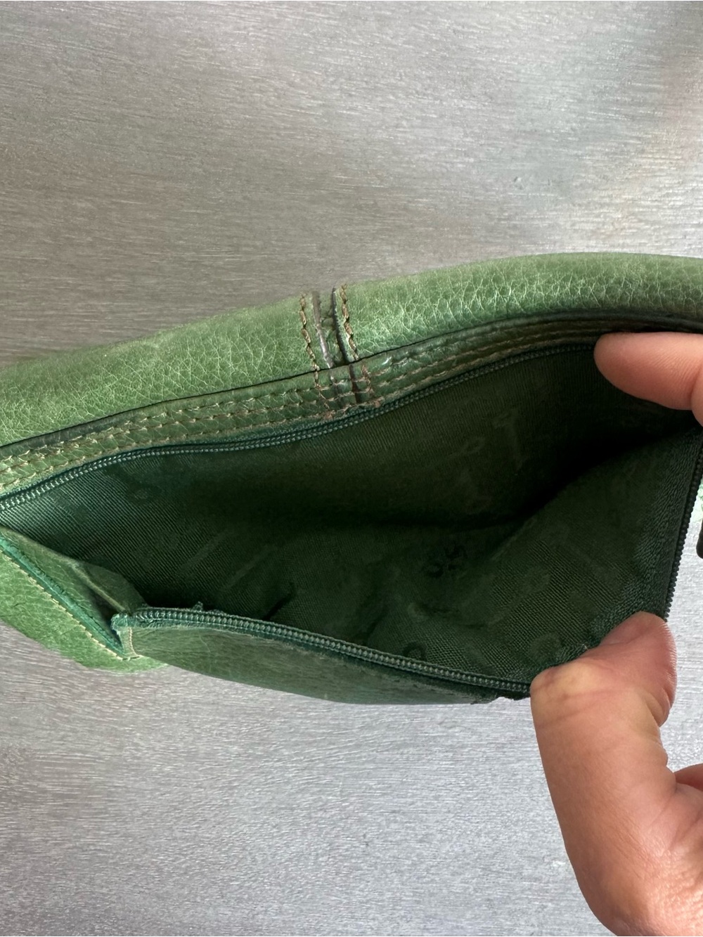 Fossil Green Leather Turn-Lock Wristlet Clutch - Picture 8 of 10